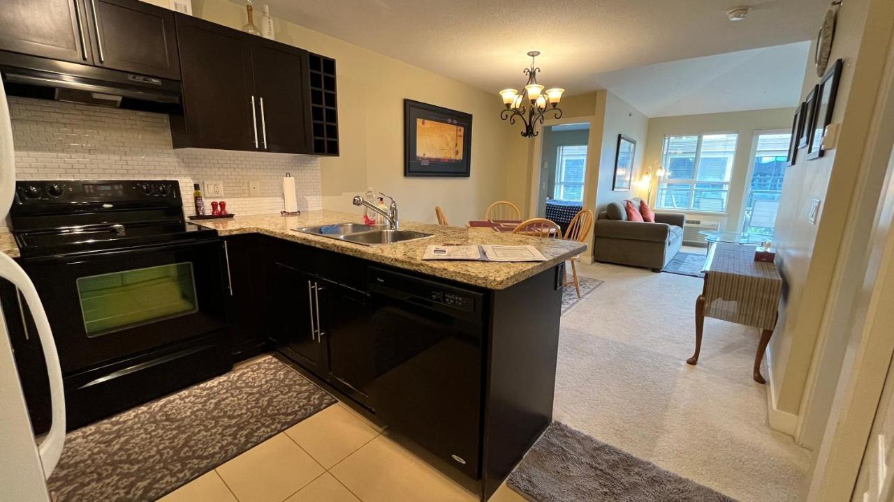 Waterscapes Resort Kelowna 2 Full Bedrooms Suite Vacation Rentals, Short Term Rentals. Ngoại thất bức ảnh